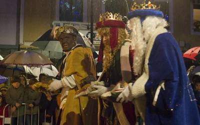 Errege Magoen etorrera dela eta, hainbat argibide