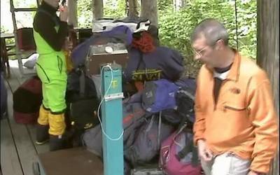 Bi doneztebar Ipar Amerikako gailurrik altuena den Mckinley mendian 2005ean