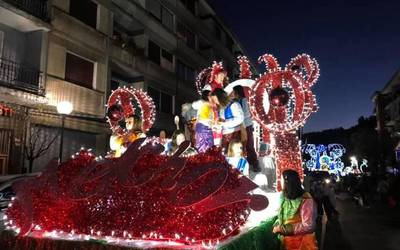 Aurrez txanda hartuta Errege Magoekin egoteko aukera egongo da Zornotzan