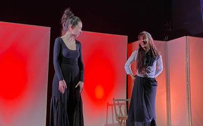 "Gorria", bertso eta flamenkoaren ikuskizun, ikuspegi eta kolore