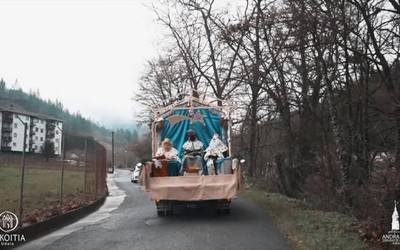 Errege Magoen etorrera, bideoan