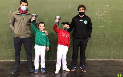 59 neska-mutikok parte hartu dute Bortzirietako banakako pilota txapelketan