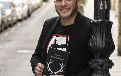 Mikel Soto (idazlea): "Ausardia da idazteko behar den lehen gauza"
