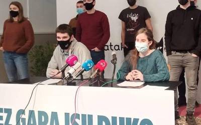 Lur Albizu: "Kritika politikoak adierazpen askatasunaren barruan egon beharko luke"