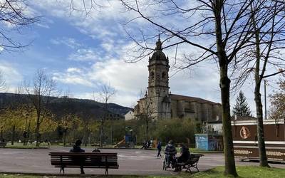 Durangaldean 41 kutsatu berri detektatu zituzten atzo, euretako 17 Zornotzan eta 15 Durangon