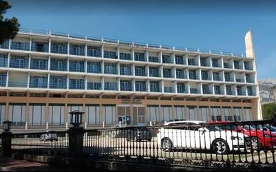 Lezako ospitaleko agerraldiak sei positibo utzi ditu paziente eta langileen artean