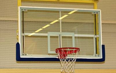 Eskola-kirola martxan nola jarri aztertuko dute egun hauetan