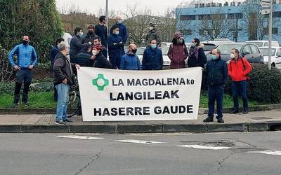 Abadiñoko La Magdalena enpresan eta Zornotzako Plastibor enpresan mobilizazioak egiten dabiltza