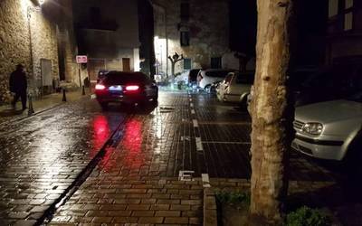 Beste bost positibo, itxiera perimetralaren atarian