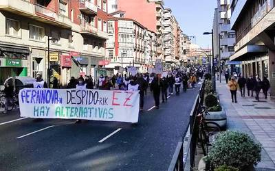 Aurrera doa Aernnovako langileen greba, Eusko Jaurlaritzari esku hartzea eskatuz