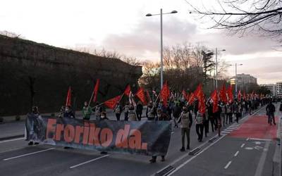 Urriaren 12ko ekintza egiteagatik ikertutakoek babes zabala jaso dute Iruñean