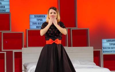 'Txanogorritxotik otso emera' Antzerki Garaian