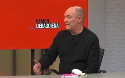 Andoni Egaña: "Bertsolaritzan, herri ehundura da kaltetuta geratuko dena pandemia honetan"