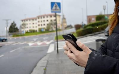 Wifi publikoa jartzen dabiltza Zamudion