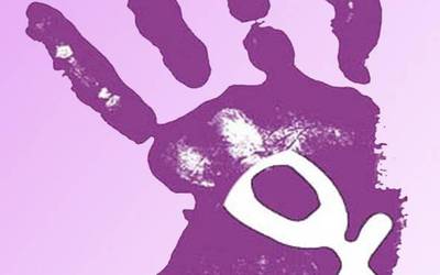 Zumaiako Udalak bat egin du Aintzane Pujanaren erailketa matxista salatzeko  mobilizazioarekin