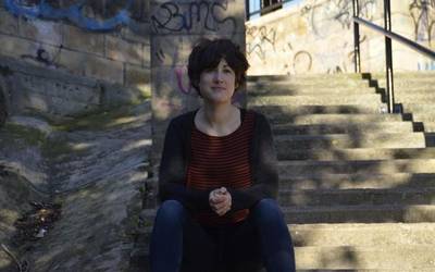 Garazi Ugalde Pikabea (itzultzailea eta idazlea): "Intimitatetik unibertso osoak sortzeko gai da"