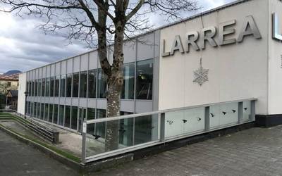 Larreako kiroldegian aurretiazko hitzordua eskatzeko aplikazioa kaleratu du Zornotzako Udalak