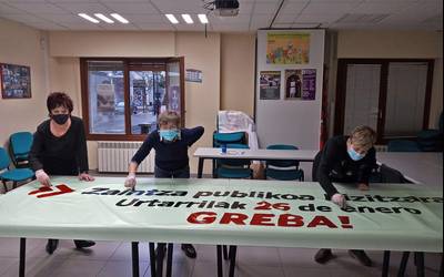 Zaintzaren publifikazioa aldarrikatzeko greba egiteko deia egin dute biharko