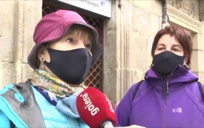 Herriak itxita eta gehienez lau lagun batzearen neurrien bueltan, iritziak batuz