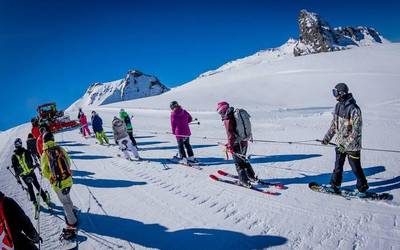 "Aurten ezingo dugu ezer egin. Ez dugu uste eski estazioetara joateko aukera izango dugunik"