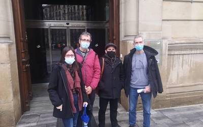 Espainiako espetxe zuzendaritzak neurriak "berandu eta gaizki" hartu dituela salatu du SOS Presoak plataformak