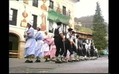 Berako iñude eta artzainen konpartsa 2002ko inauterietan