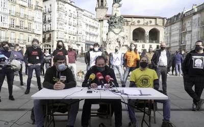 50 eragile baino gehiago atxikitu dira enplegu duinaren aldeko manifestaziora