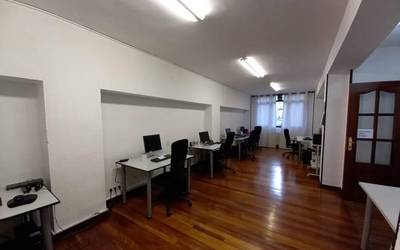 Erredakzioa eta estudio bat Amaia karrikara aldatu ditugu, aldi baterako