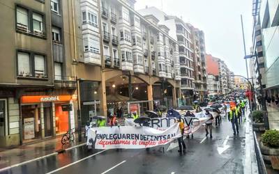 Milaka ahots eta hamaika sektore Gasteizen, enplegu duinaren defentsan