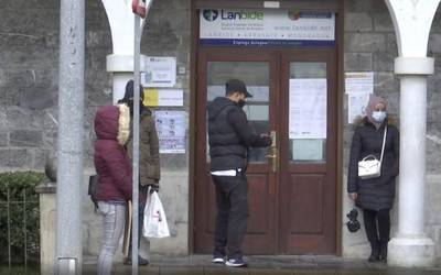 Langabe kopuruaren jaitsiera ekarri du 2021ak