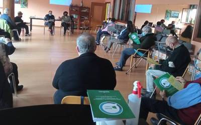 'Covid-19arekin elkar bizi' tailerra egin dute Berako Jubilotekan