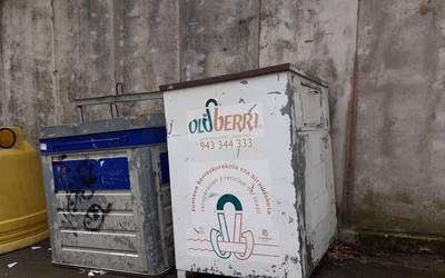 Edukiontzi zurian liburuak eta jostailuak ere jasoko dira aurrerantzean