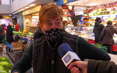 Kale inkesta: zer ari dira egiten zarauztarrak eremu gorritik urrun mantentzeko?