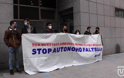 Eraginen kontzentrazioa burutu da autonomo faltsu baten lan egoera salatzeko