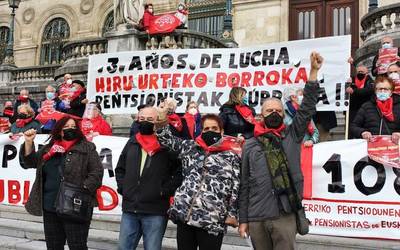 Pentsiodunek manifestazioa deitu dute otsailaren 13an