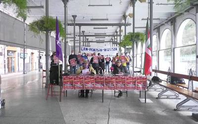 Tolosaldeko Pentsionistek manifestazioa antolatu dute, pentsio publiko duinen aldeko konpromisoa berritzeko