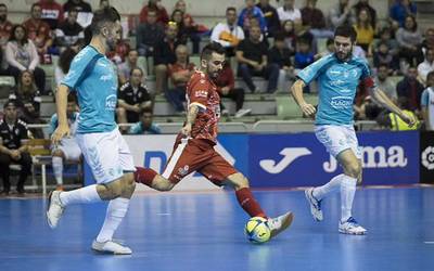 Osasuna Magnak eta El Pozok larunbatean jokatu beharreko partida atzeratuta, talde murtziarreko hainbat jokalari berrogeialdian daudelako