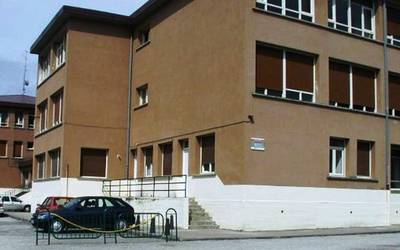 Leitzako eskolako 18 ikasle eta Elizondoko eskolako bertze 20 ikasle konfinatu dituzte azken orduotan