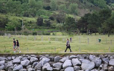 Mugakide diren udalerrien artean mugitzeko aukera baimendu du Labik