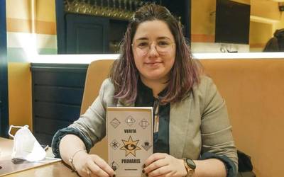 “Poztasun izugarria da lehen liburua kaleratzea, baina beldurra ere ematen du”