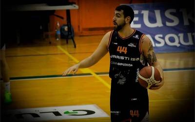 Manny Suarezek Juaristi ISB taldea utzi du