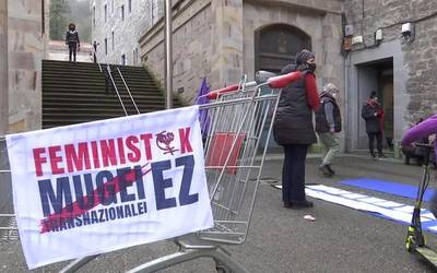 Debagoieneko talde feministak Emakume Mundu Martxaren etorrera prestatzen ari dira