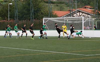Peña Sport liderra hartuko du Baztan futbol talde nagusiak Giltxaurdin