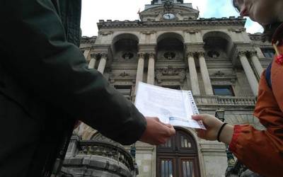 Eusko Legebiltzarrak joko legea onartu ez izanaren balorazioa egin du Eragin Bilbok