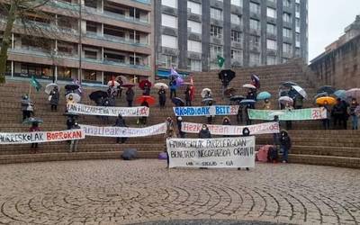 Haurreskoletan grebari eta mobilizazioei ekin diete berriro ere