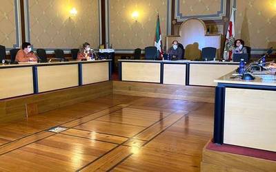 Bost hitzarmen eta prozedura arazoak protagonista Bergarako otsaileko bilkuran