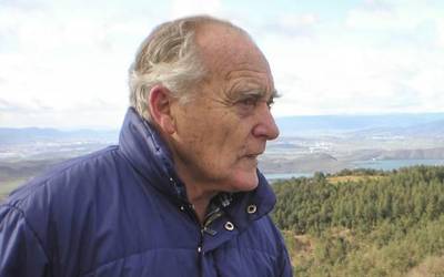 Martxoaren 3ko manifestazioan parte hartu: Jesus Naves agurtzeko modurik onena