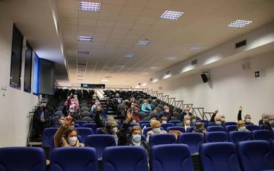 Izen berria eta zuzendaritzako kide berriak