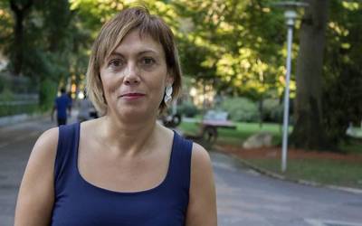 Miren Larrion salatu zuen kideak ez zuen salaketa kendu, zabaldu baizik