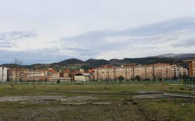 Durango Irratiak martxoaren 14ko herri-galdeketaren buruzko bi hauteskunde eztabaida antolatu ditu